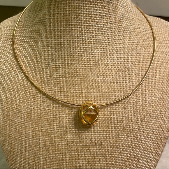 Stunning Joan Rivers Structured Gold Necklace - Picture 4 of 7